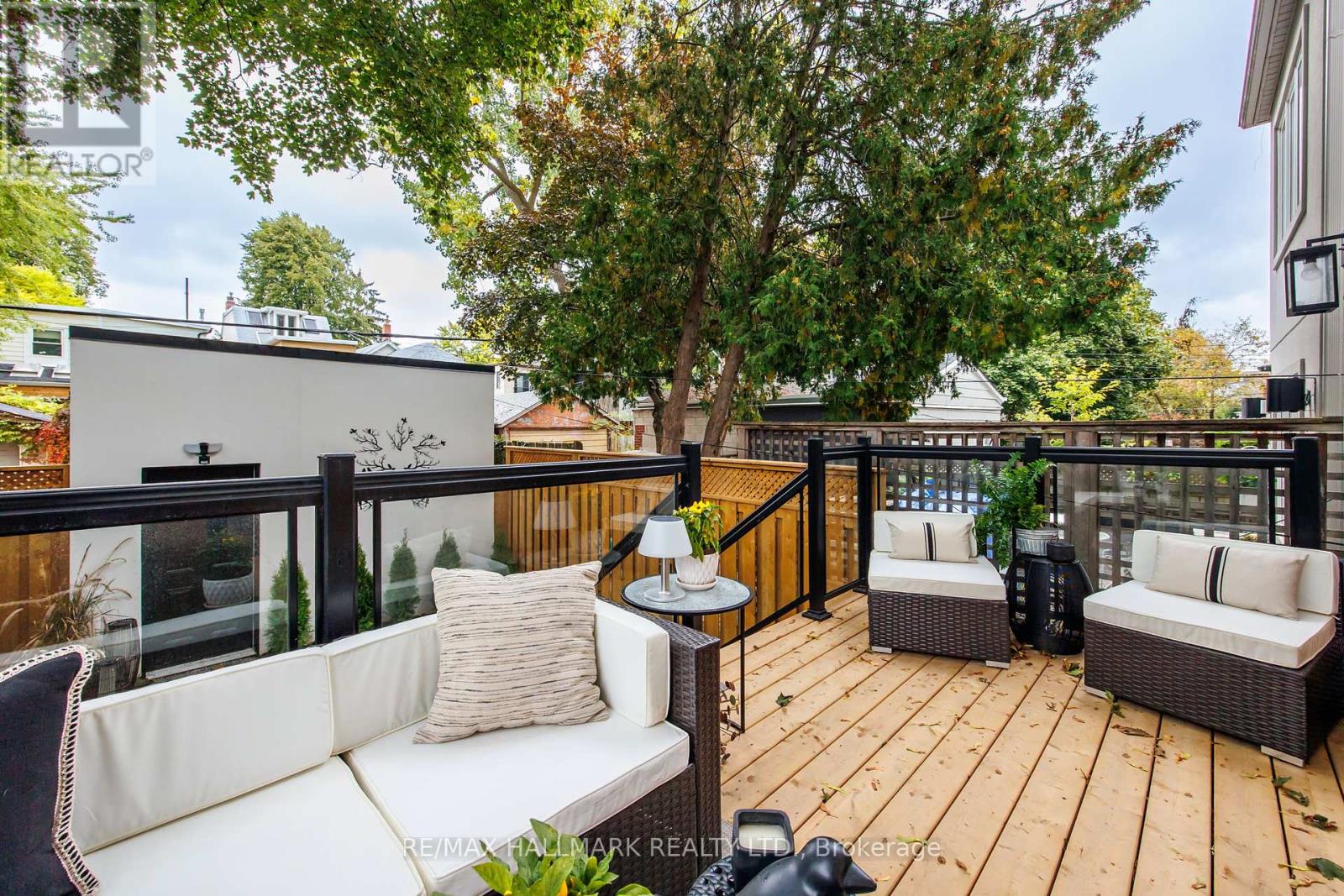 98 Hogarth Avenue, Toronto, Ontario  M4K 1K4 - Photo 32 - E12462093