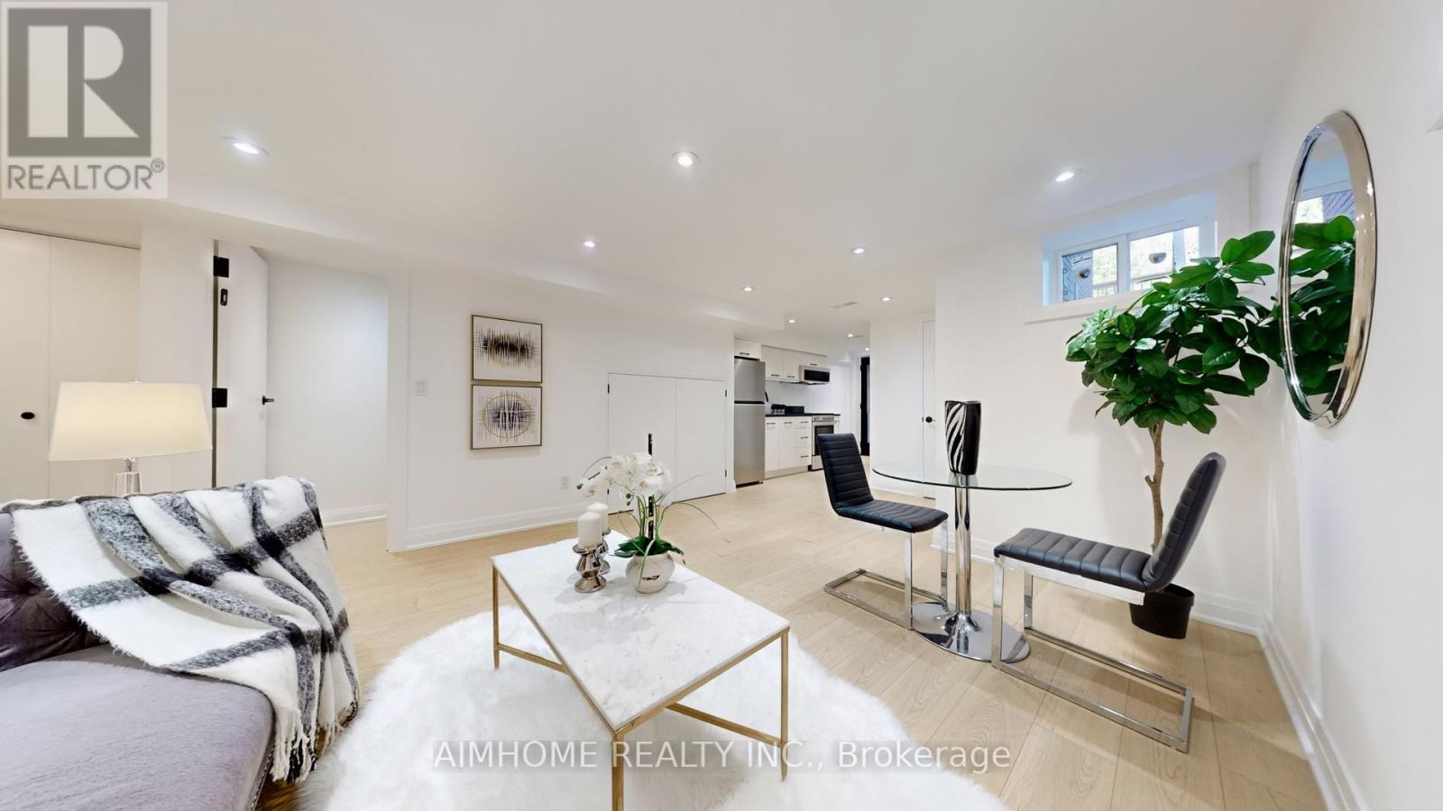 38 Sparkhall Avenue, Toronto, Ontario  M4K 1G5 - Photo 32 - E12462098