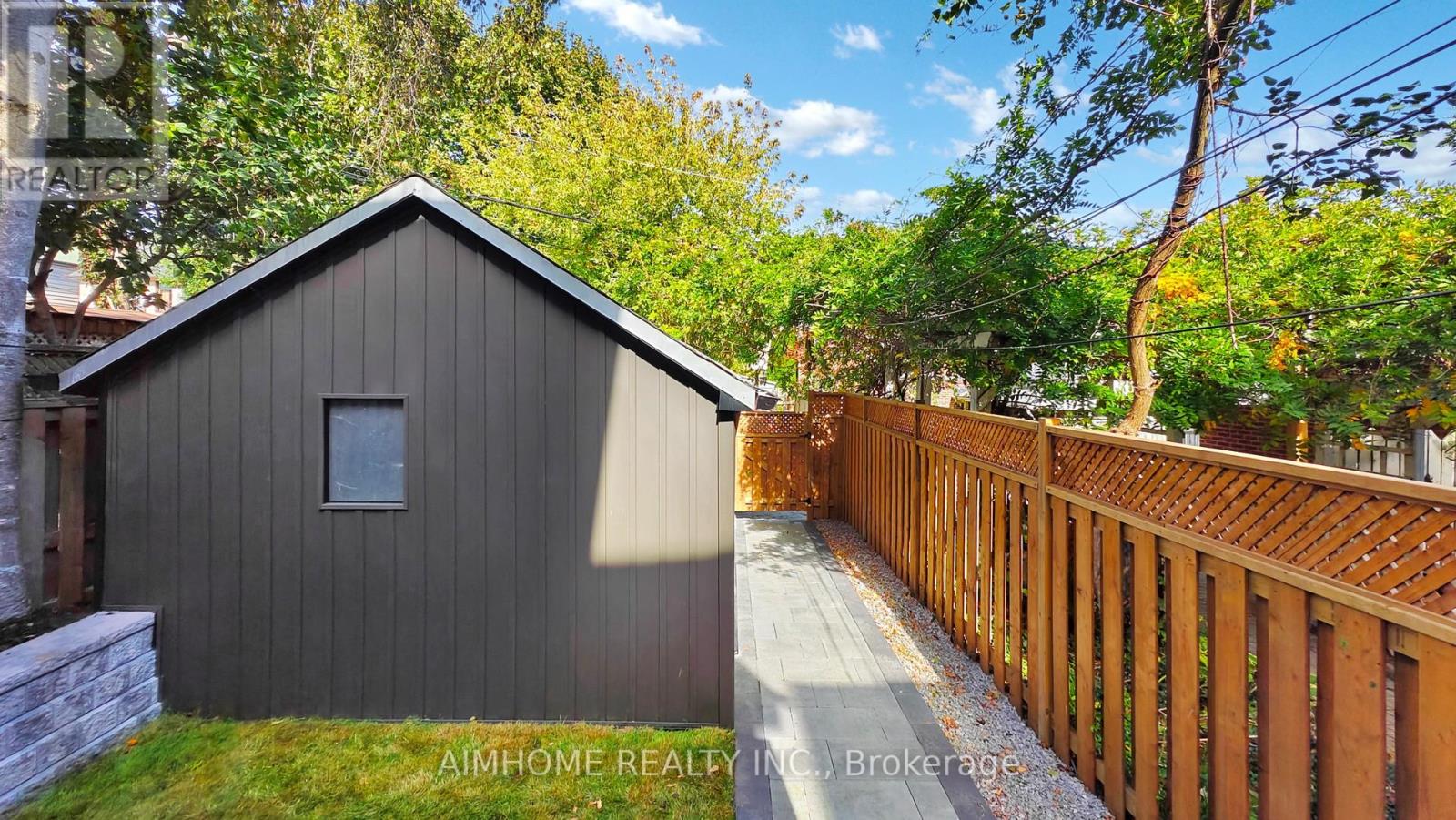 38 Sparkhall Avenue, Toronto, Ontario  M4K 1G5 - Photo 42 - E12462098