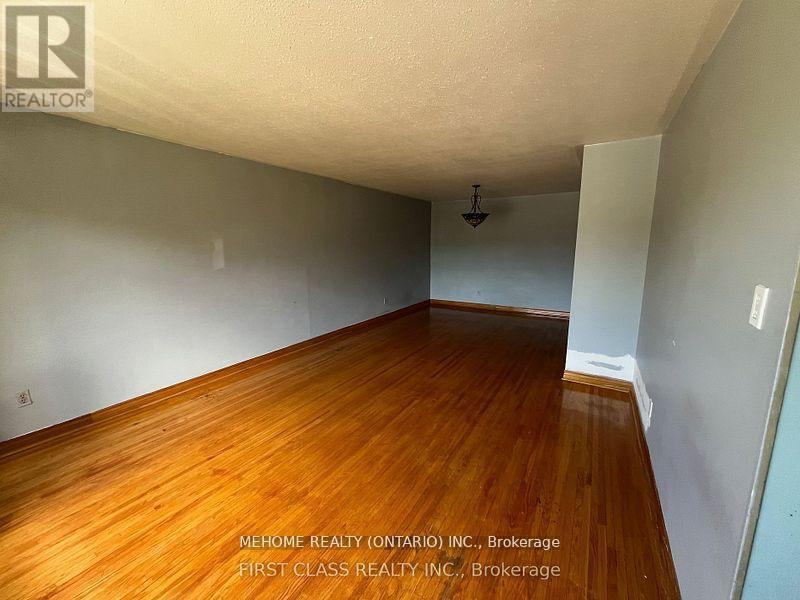 42 Earlthorpe Crescent, Toronto, Ontario  M1H 2P9 - Photo 2 - E12462104