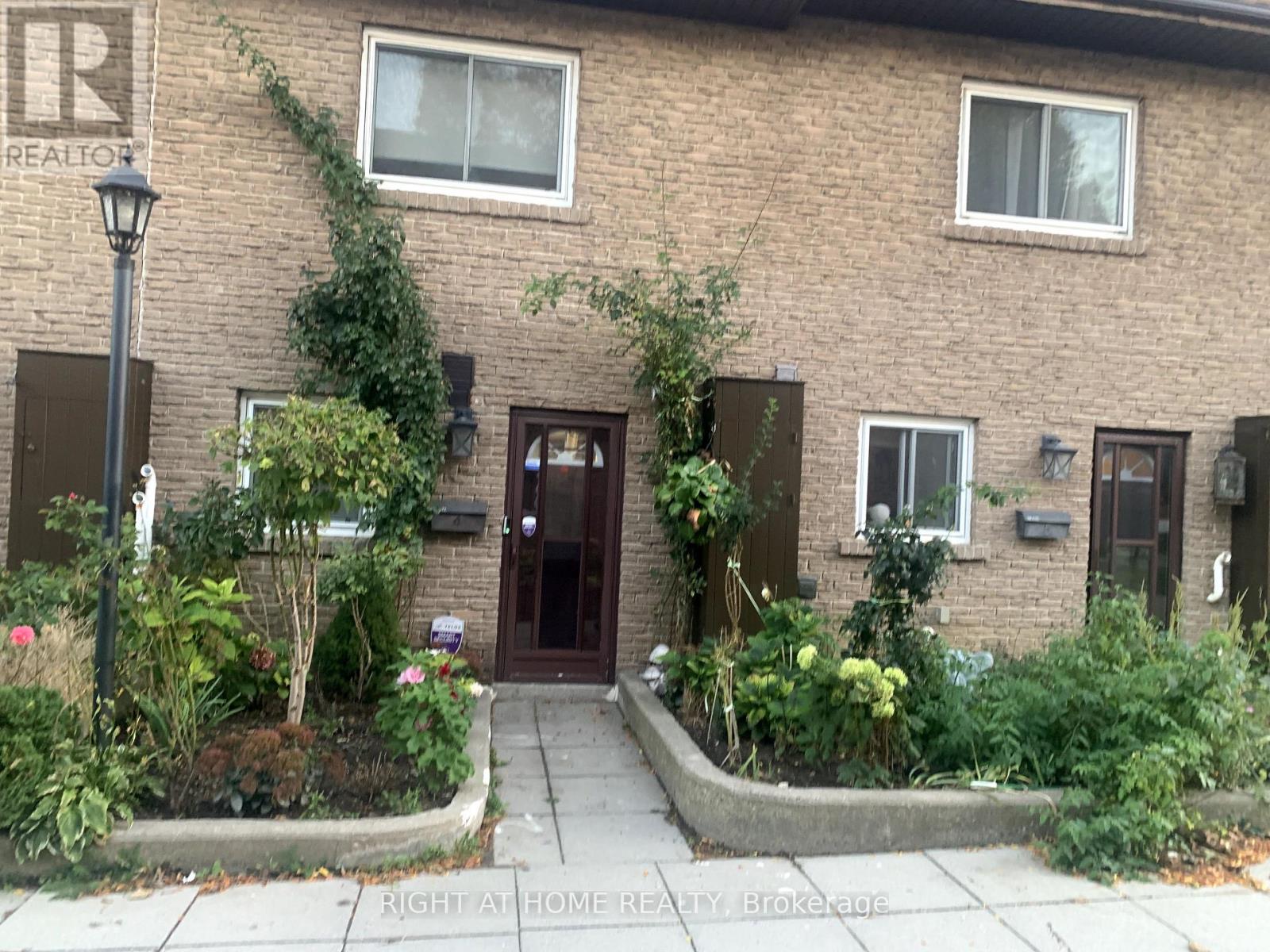 4 - 20 Hainford Street, Toronto, Ontario  M1E 4Y5 - Photo 2 - E12462112