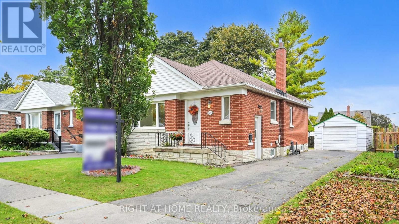79 Oakes Avenue, Oshawa, Ontario  L1G 6C5 - Photo 2 - E12462115