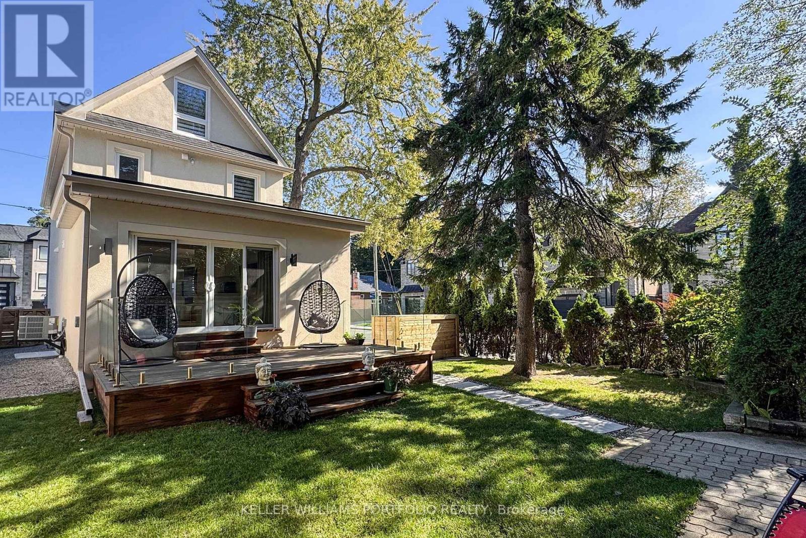 22 Pitt Avenue, Toronto, Ontario  M1L 2R1 - Photo 2 - E12462125