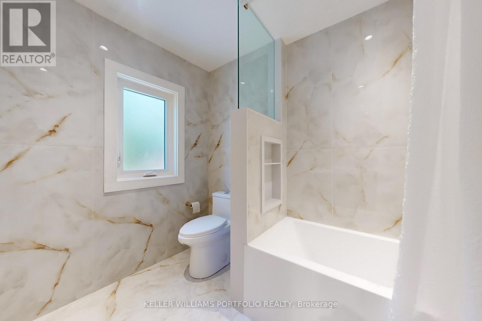 22 Pitt Avenue, Toronto, Ontario  M1L 2R1 - Photo 22 - E12462125