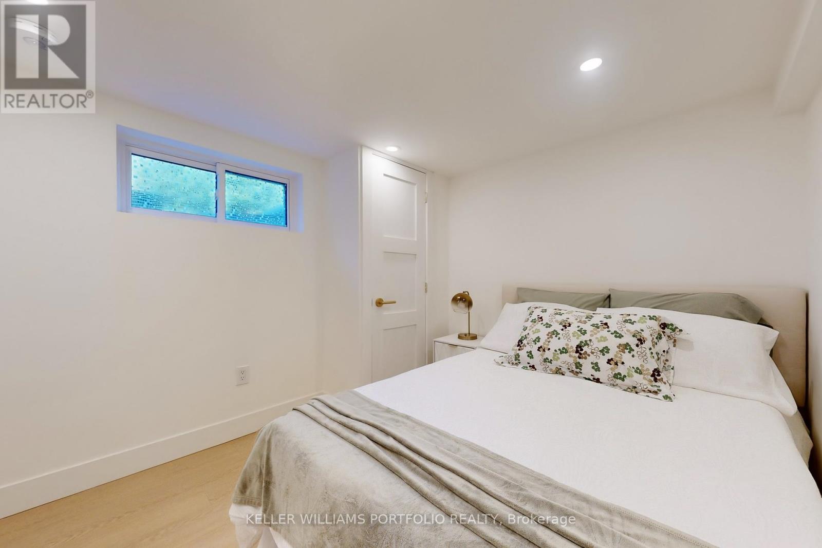 22 Pitt Avenue, Toronto, Ontario  M1L 2R1 - Photo 34 - E12462125