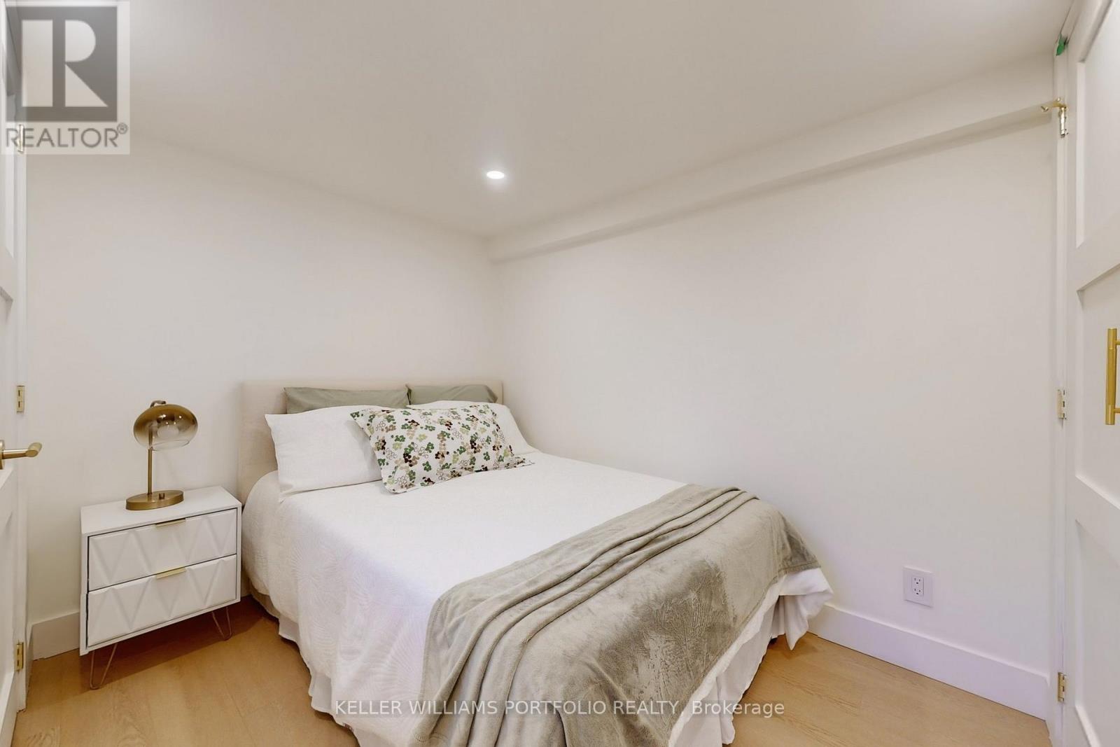 22 Pitt Avenue, Toronto, Ontario  M1L 2R1 - Photo 33 - E12462125