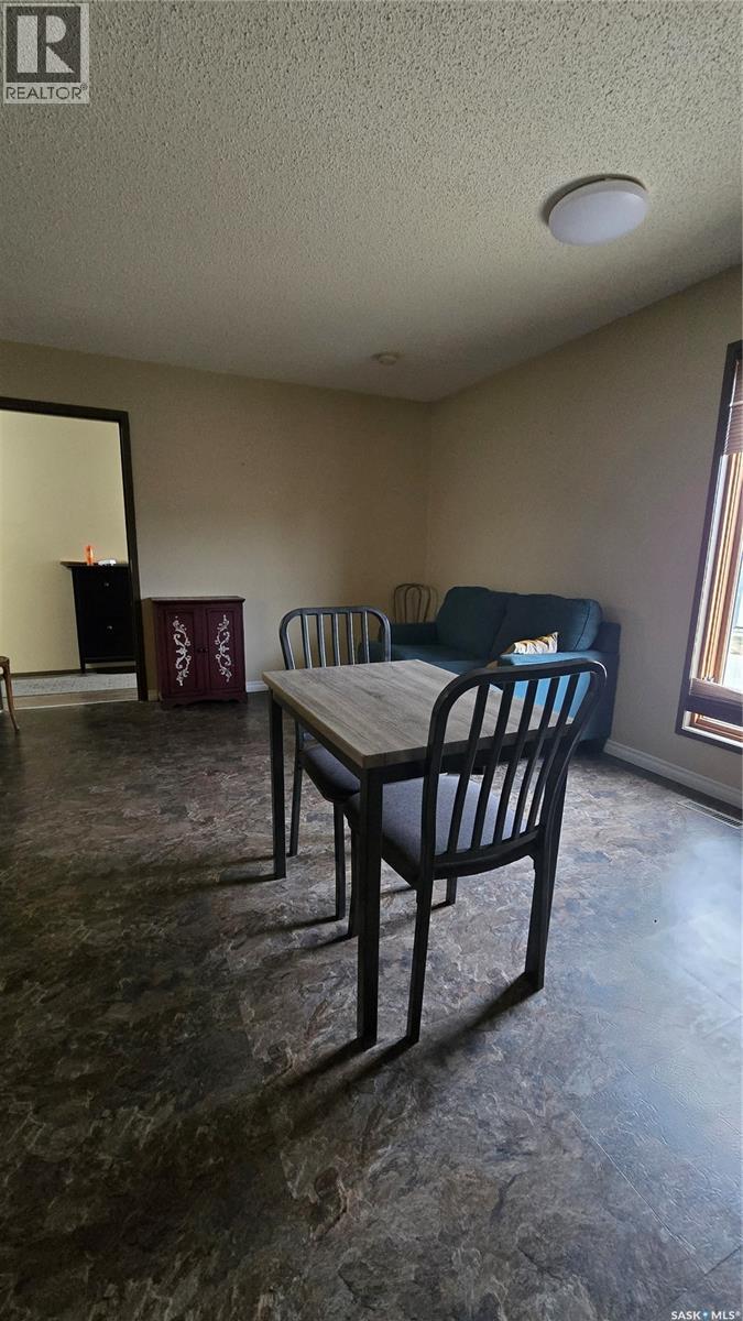 108 1st Street W, Carnduff, Saskatchewan  S0C 0S0 - Photo 8 - SK020819