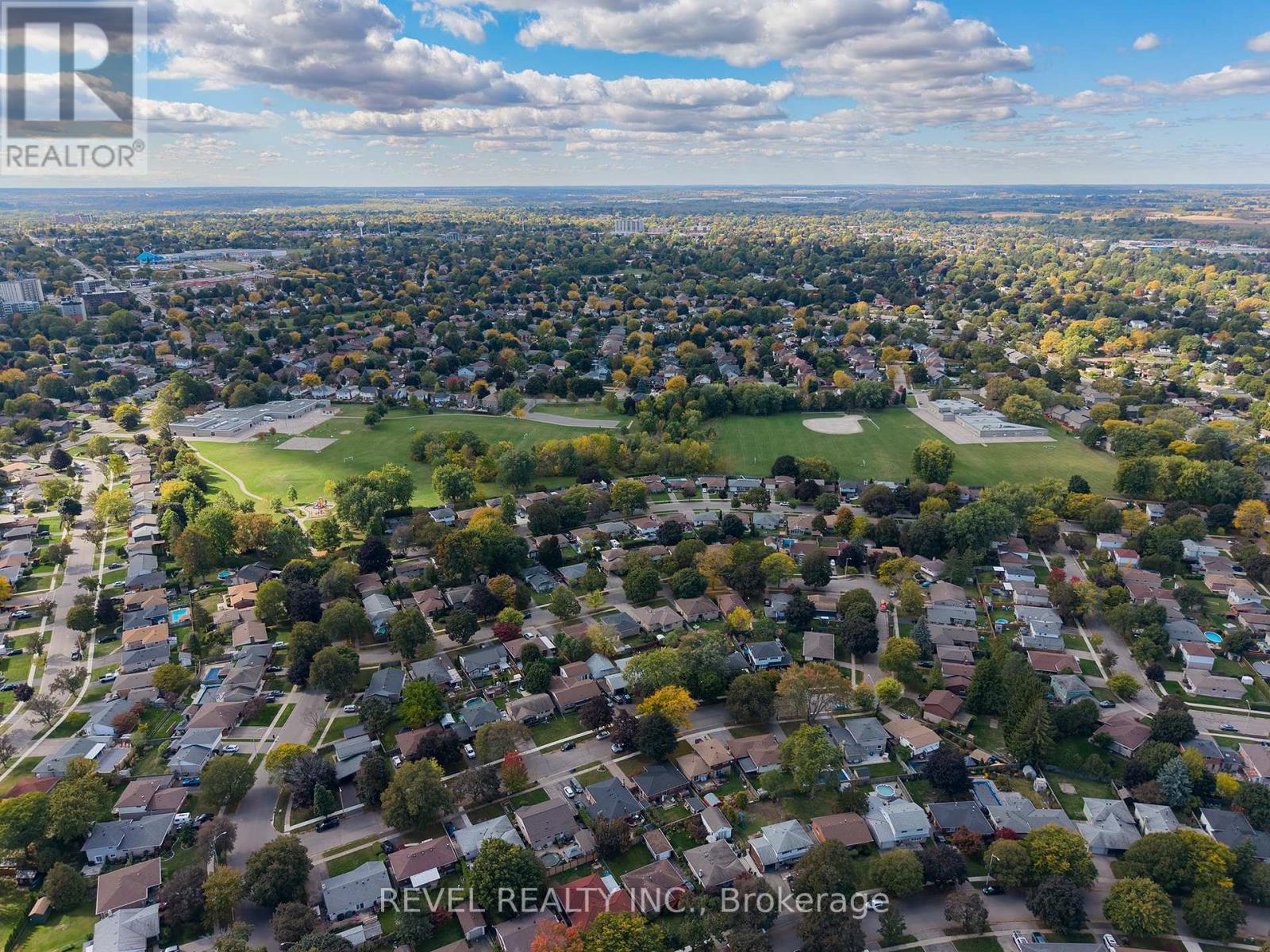 5 - 24 Coachwood Road, Brantford, Ontario  N3R 3R4 - Photo 25 - X12461163