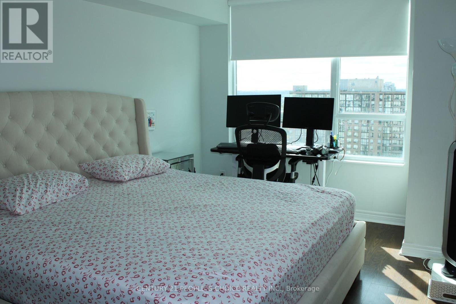2807 - 208 Enfield Place, Mississauga, Ontario  L5B 0G8 - Photo 12 - W12462097
