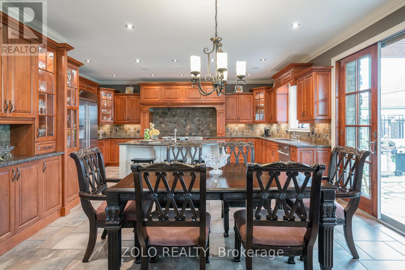 4658 Lyons Parkway, Niagara Falls, Ontario  L2G 0A4 - Photo 13 - X12462109