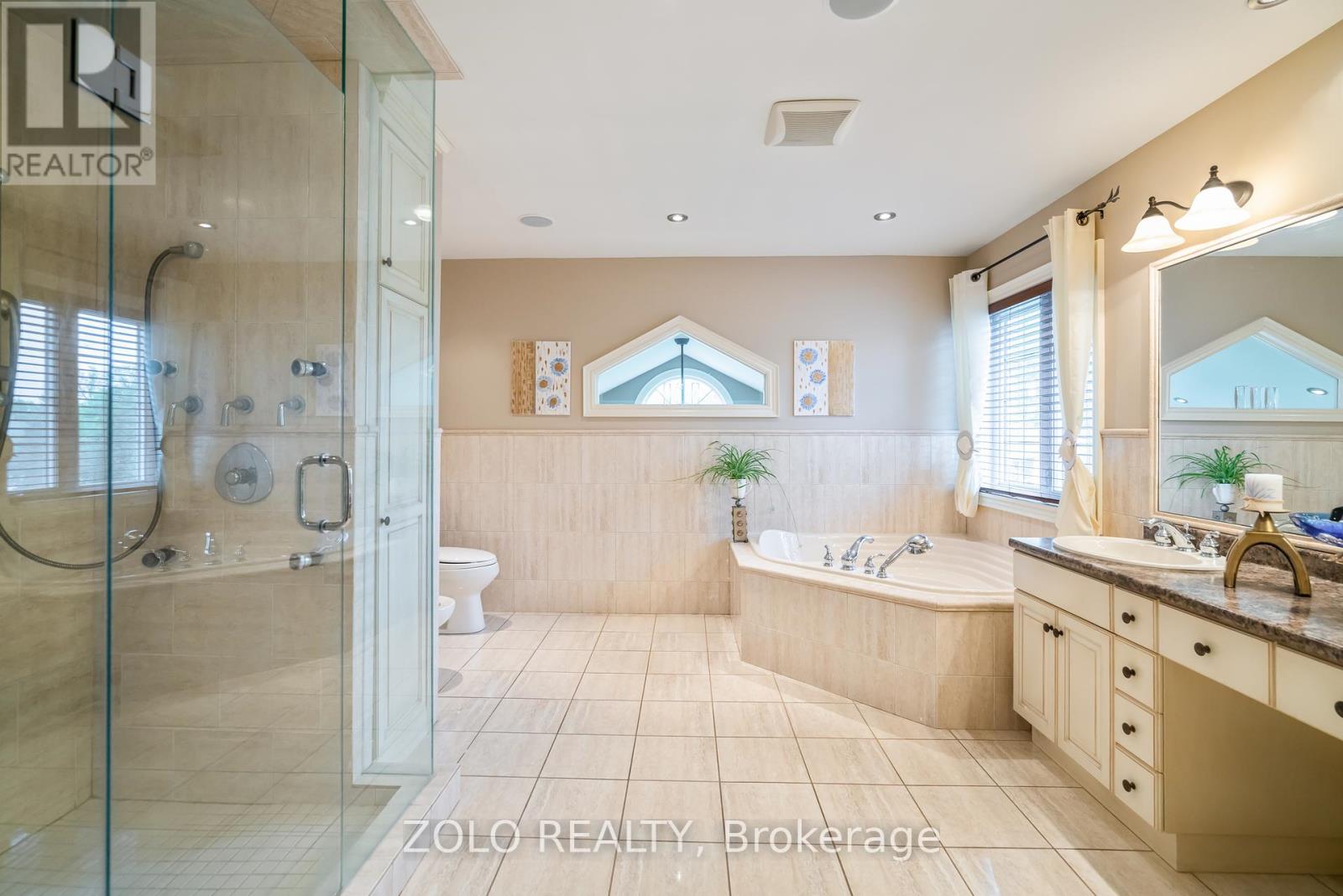 4658 Lyons Parkway, Niagara Falls, Ontario  L2G 0A4 - Photo 25 - X12462109