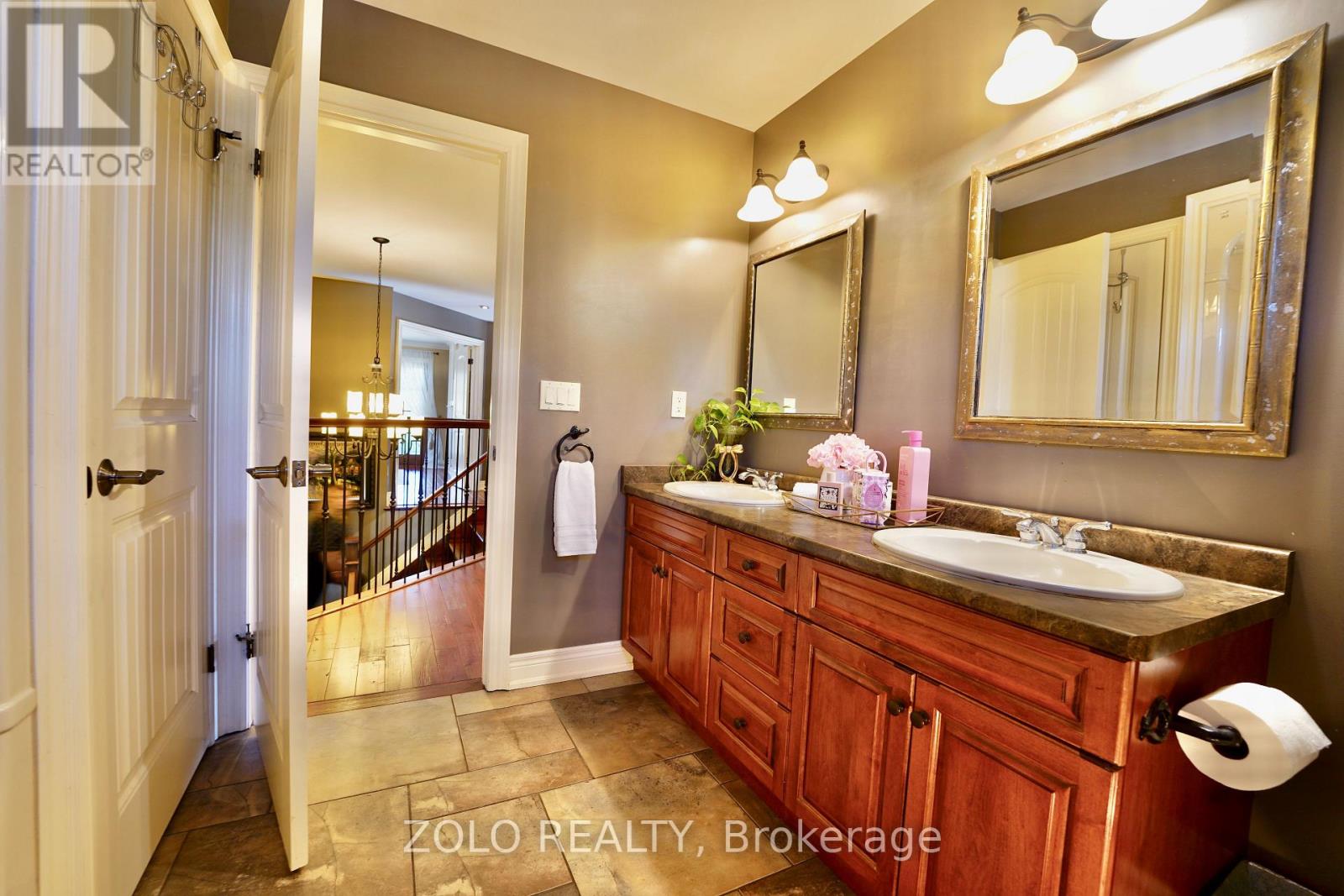 4658 Lyons Parkway, Niagara Falls, Ontario  L2G 0A4 - Photo 29 - X12462109