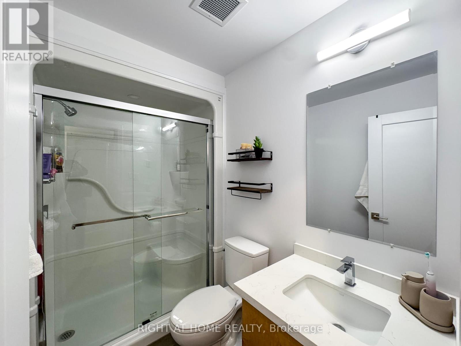 23 - 292 Vine Street, St. Catharines, Ontario  L2M 4T3 - Photo 20 - X12462114