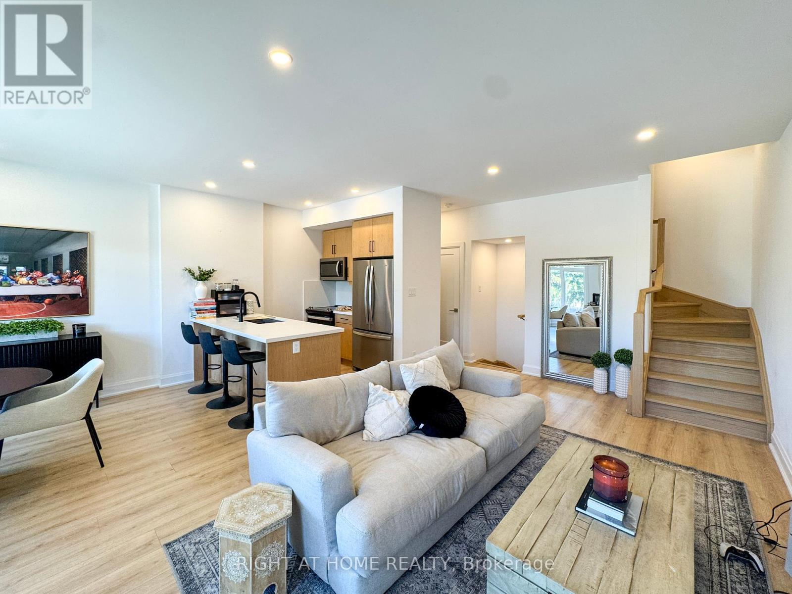 23 - 292 Vine Street, St. Catharines, Ontario  L2M 4T3 - Photo 8 - X12462114