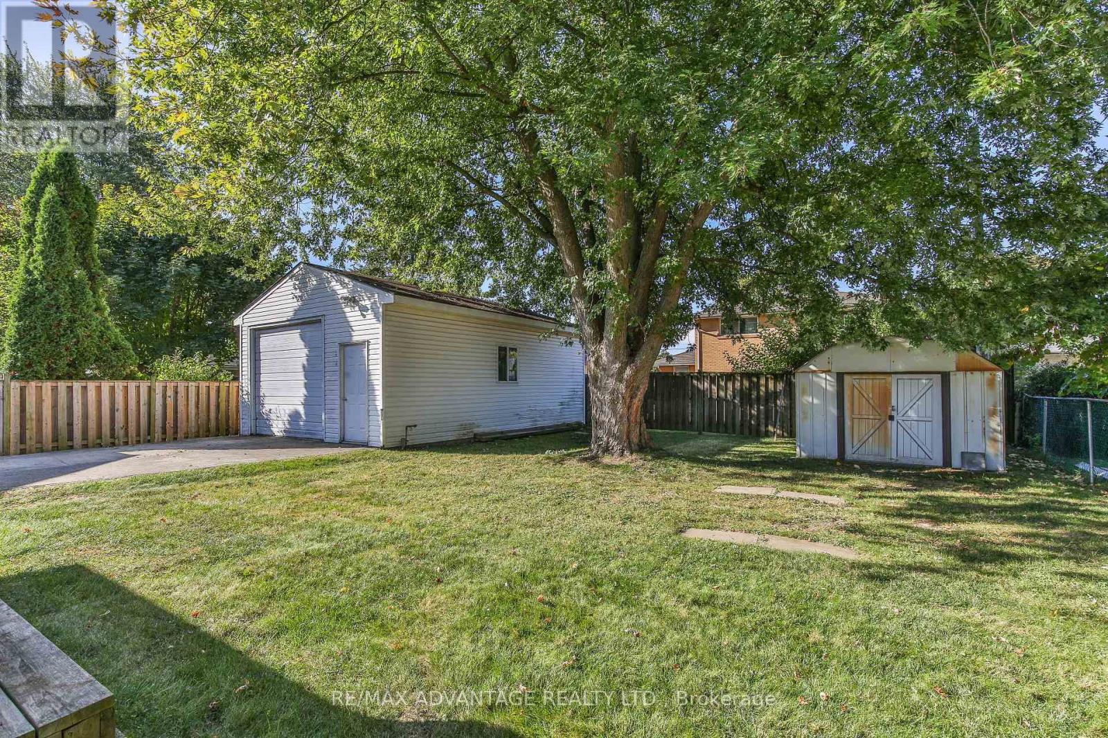 237 Rainbow Avenue, London East, Ontario  N5W 4V9 - Photo 25 - X12462135