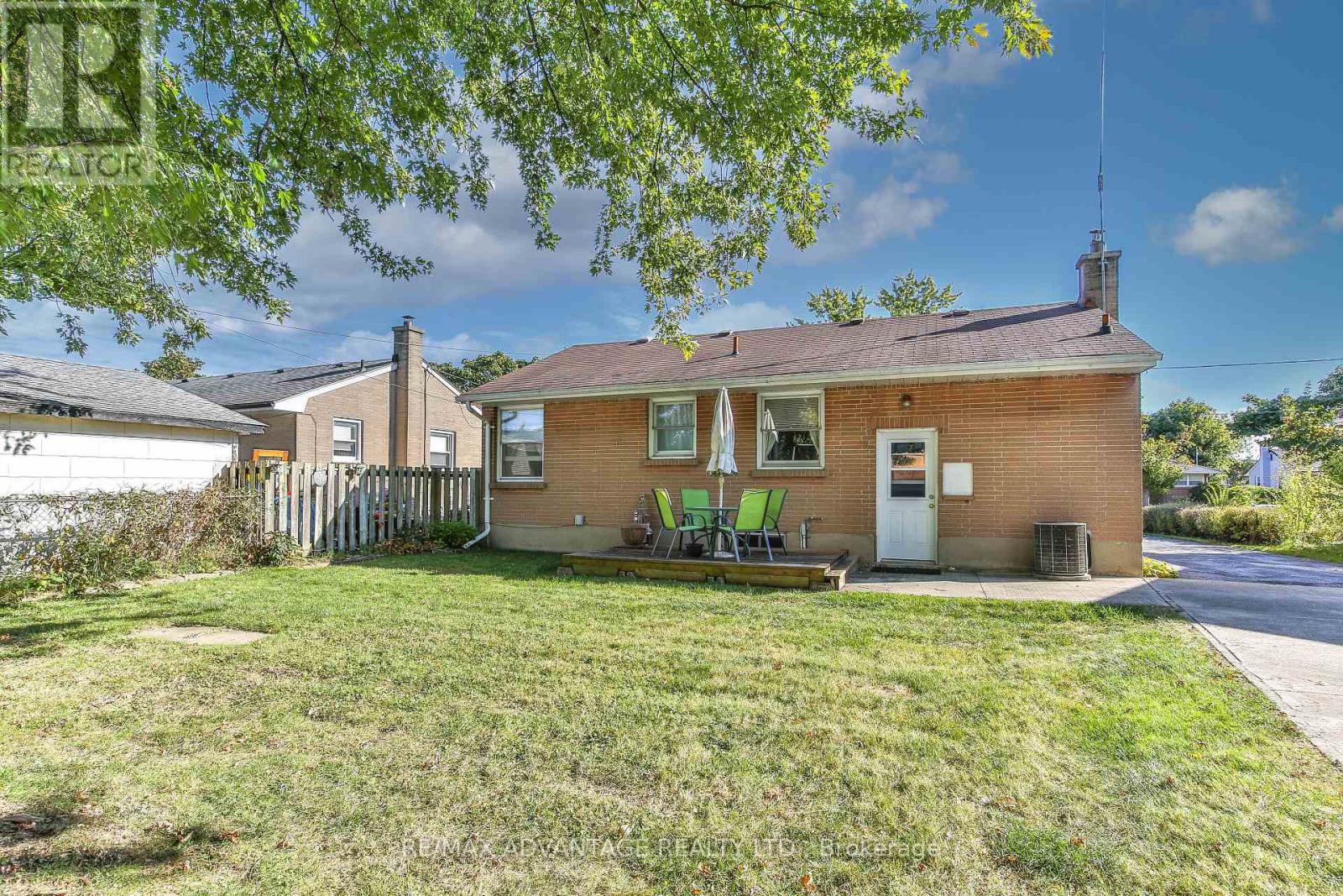 237 Rainbow Avenue, London East, Ontario  N5W 4V9 - Photo 28 - X12462135