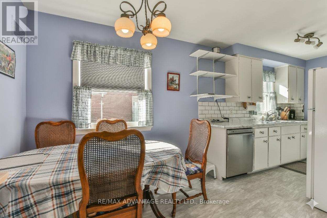 237 Rainbow Avenue, London East, Ontario  N5W 4V9 - Photo 8 - X12462135