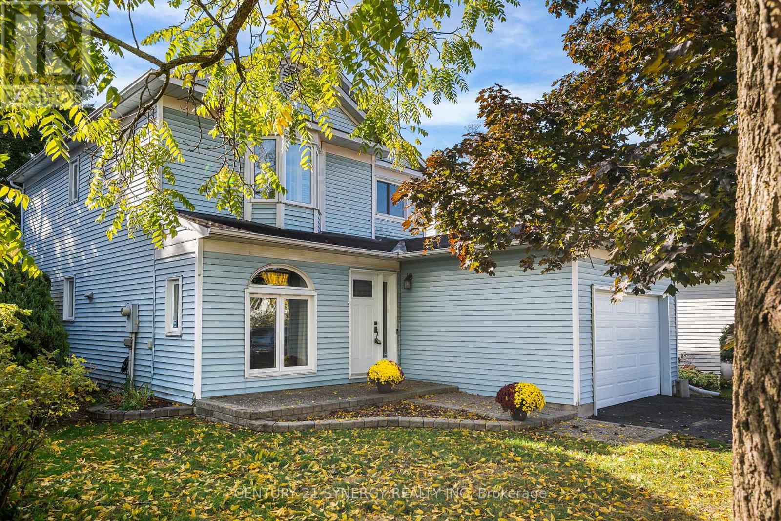 2752 Wyldewood Street W, Ottawa, Ontario  K1T 2S4 - Photo 3 - X12462142