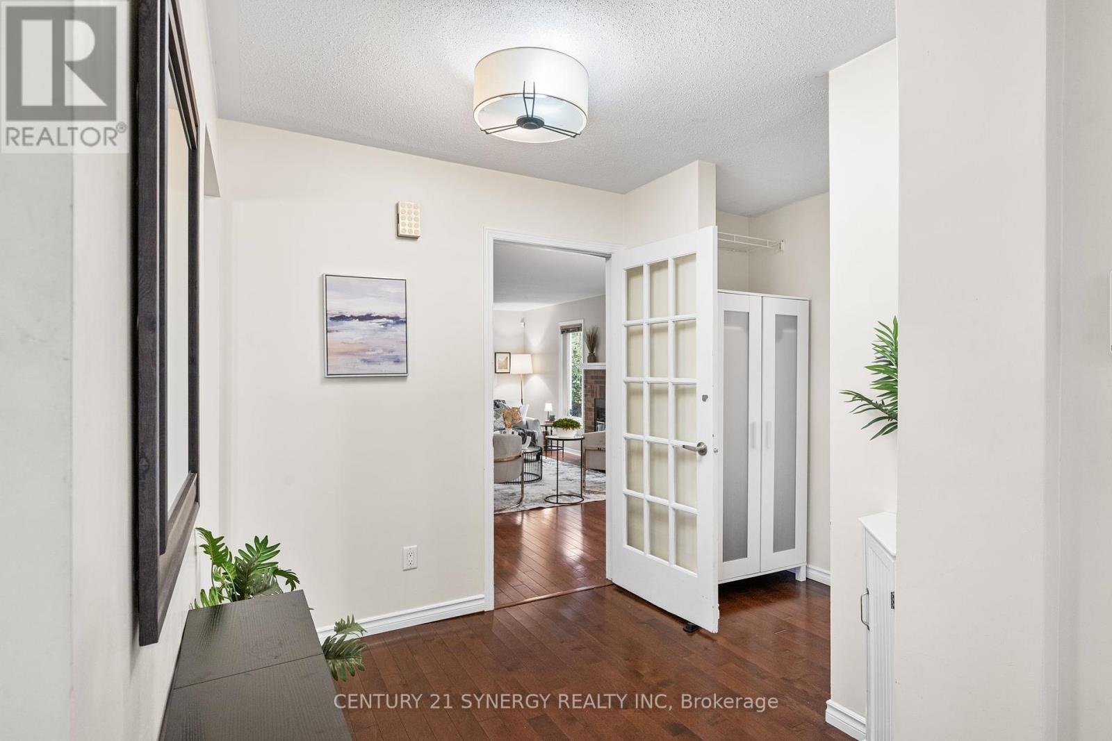 2752 Wyldewood Street W, Ottawa, Ontario  K1T 2S4 - Photo 6 - X12462142