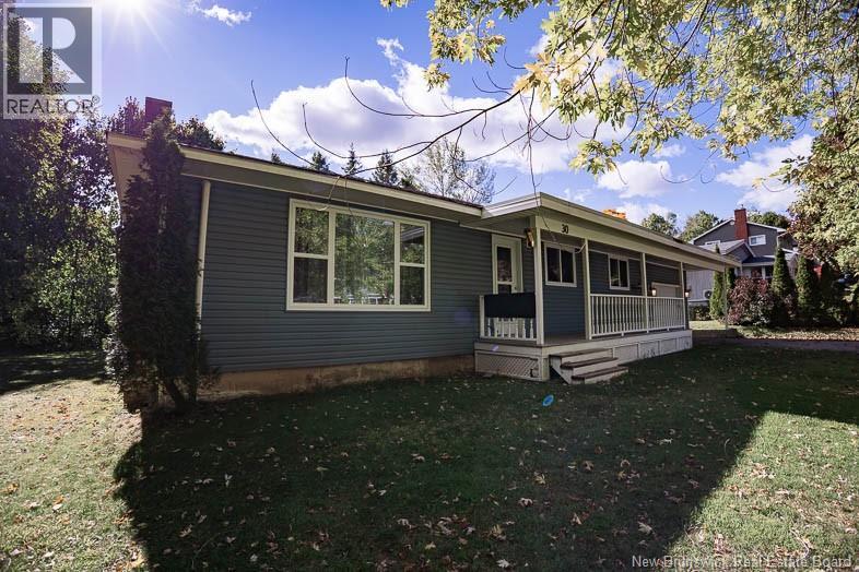 30 Canterbury Drive, Fredericton, New Brunswick  E3B 4L6 - Photo 11 - NB128206