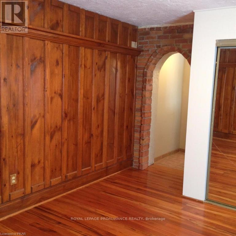 199 Dalhousie Street, Peterborough, Ontario  K9J 2M1 - Photo 12 - X12451169