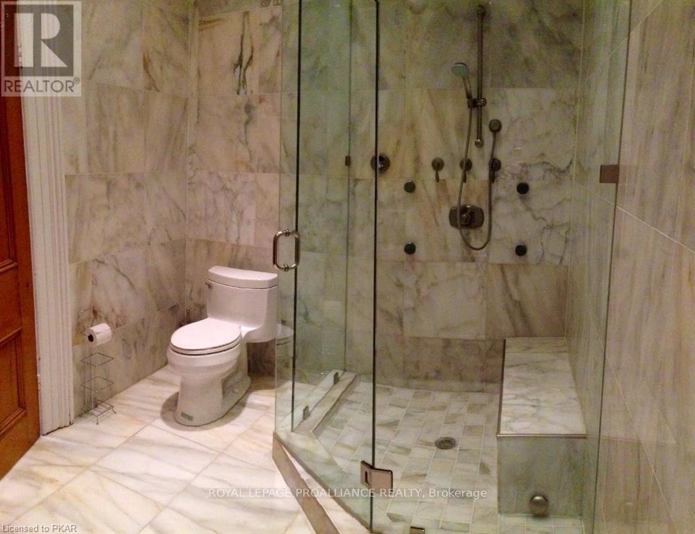 199 Dalhousie Street, Peterborough, Ontario  K9J 2M1 - Photo 9 - X12451169