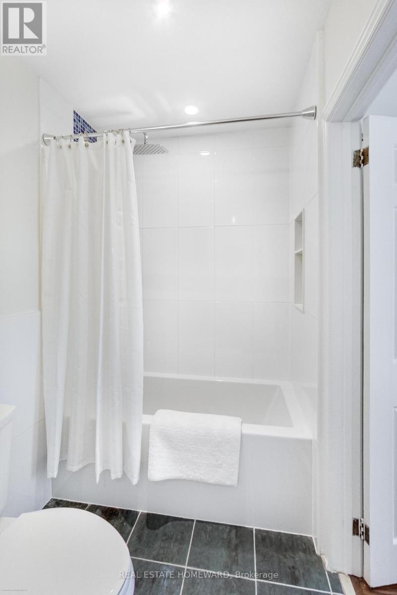 66 Badgerow Avenue, Toronto, Ontario  M4M 1V4 - Photo 30 - E12462133