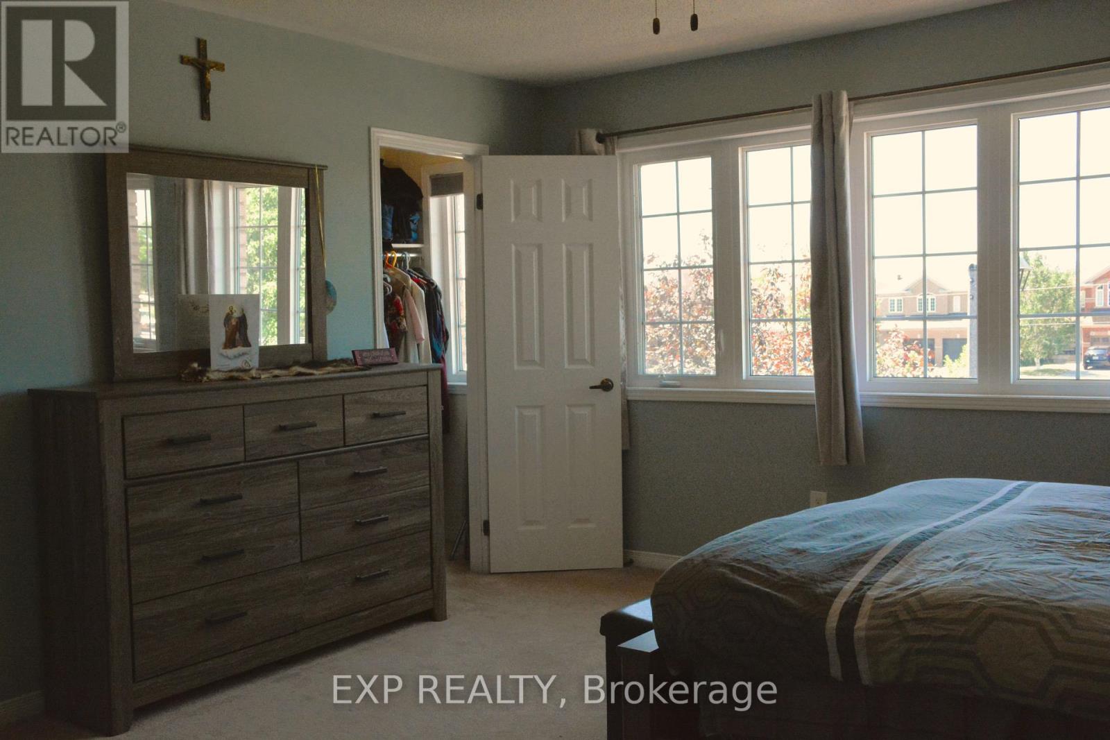 116 Goldham Way, Halton Hills, Ontario  L7G 0C8 - Photo 15 - W12462128