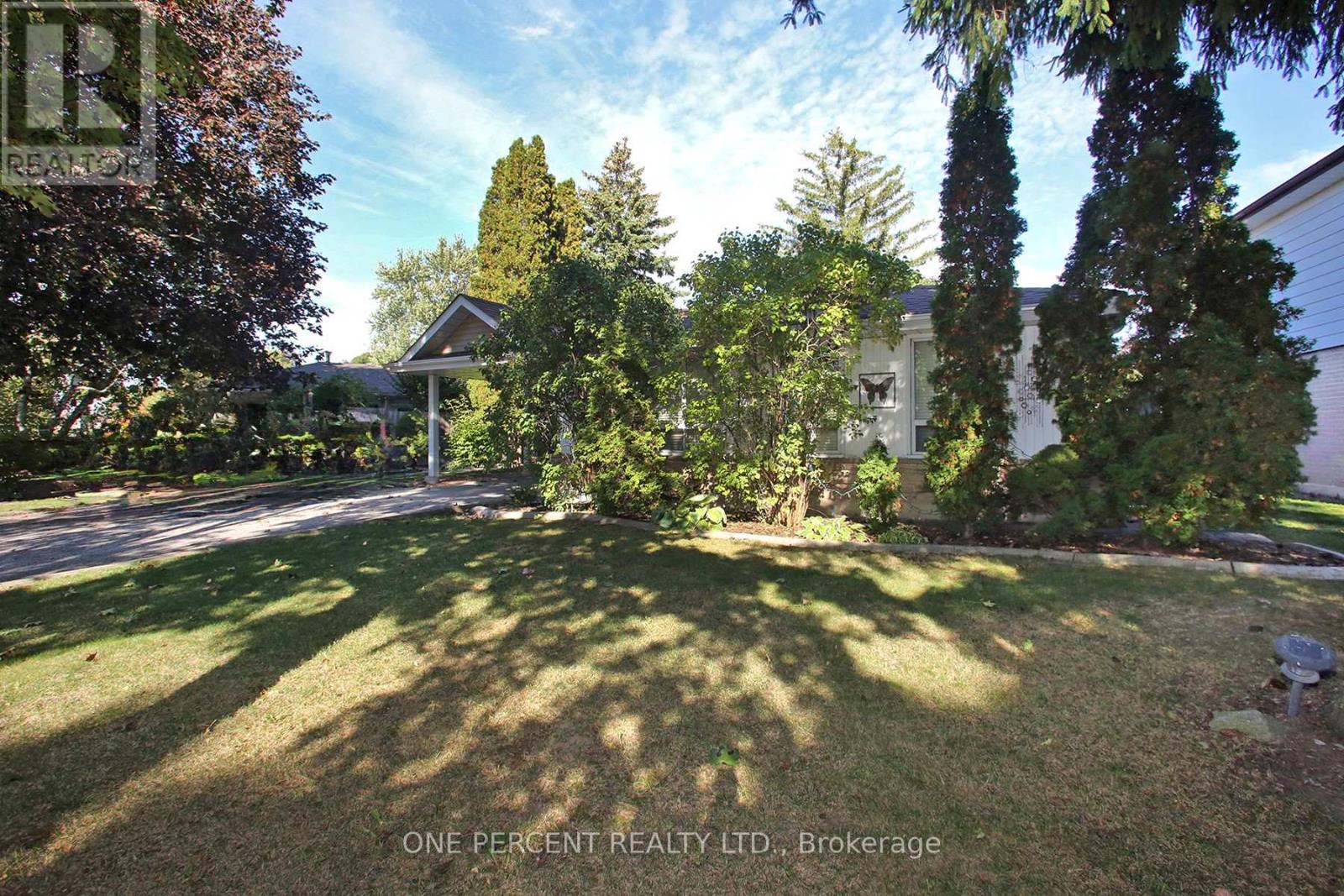 155 Bartley Bull Parkway, Brampton, Ontario  L6W 2K1 - Photo 3 - W12462134