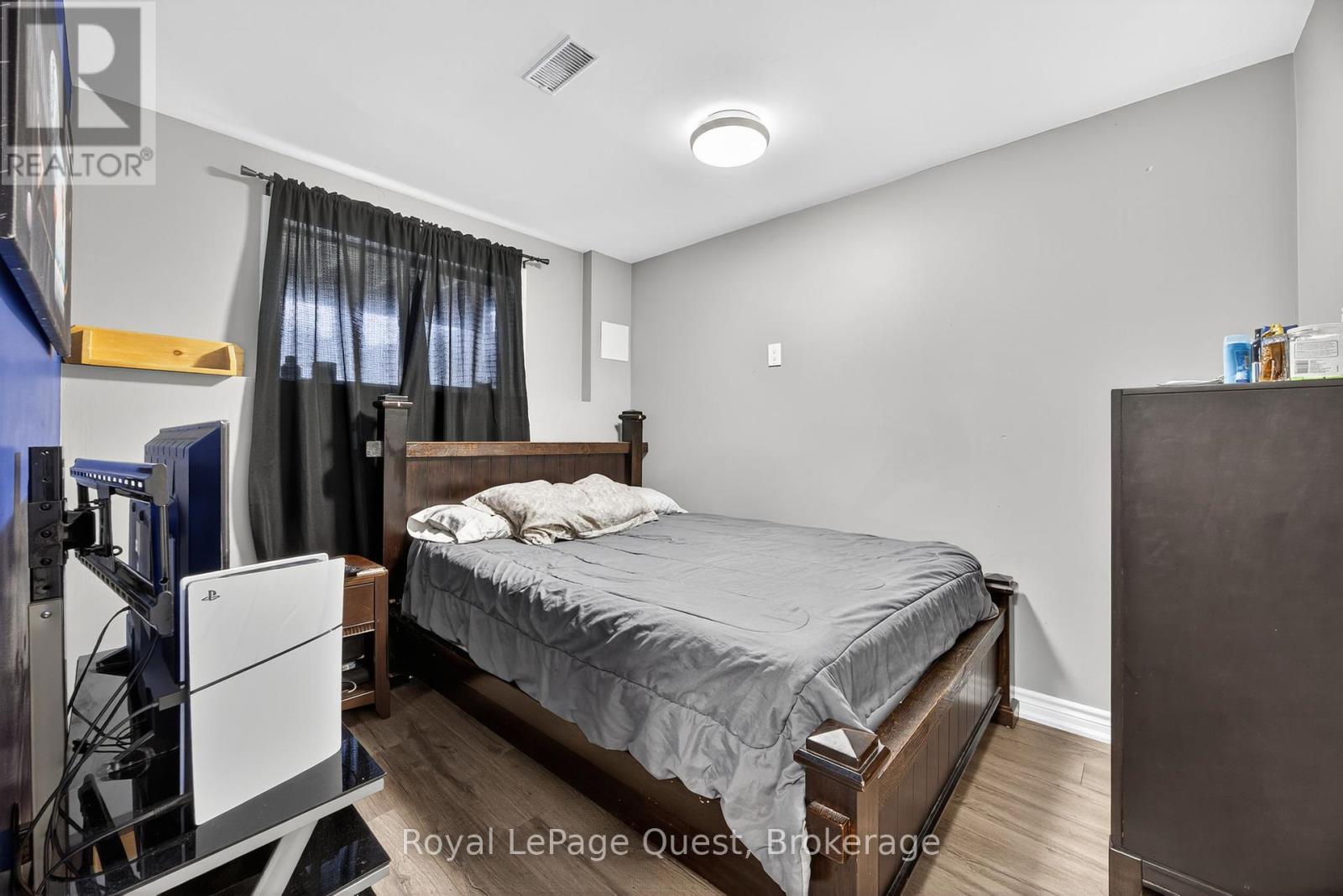 13 Graham Street, Springwater, Ontario  L0L 1P0 - Photo 21 - S12462171