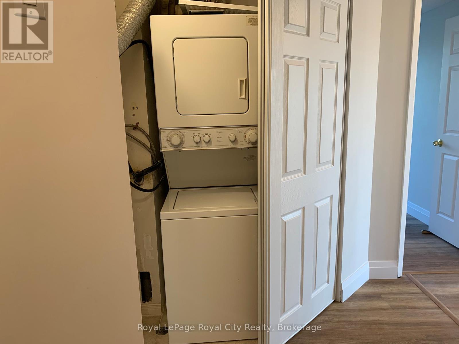 301 - 105 Bagot Street, Guelph, Ontario  N1H 8H4 - Photo 10 - X12462154