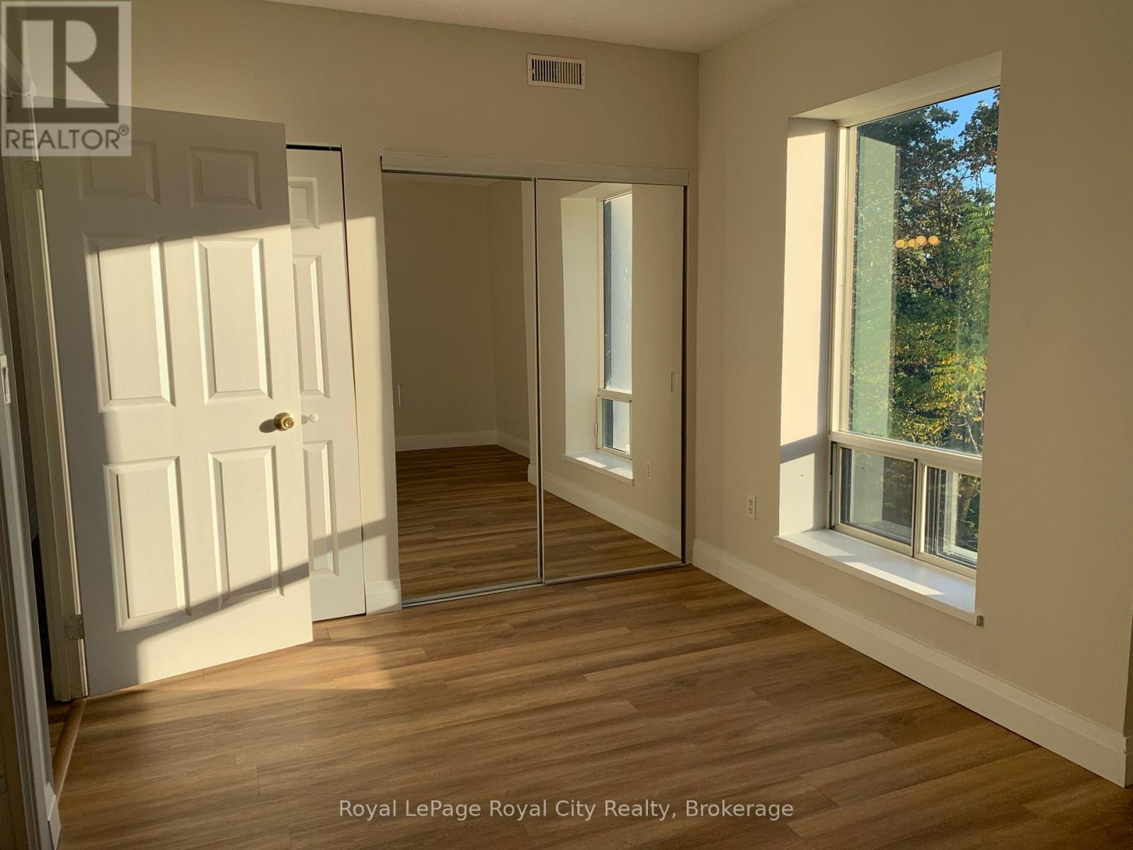 301 - 105 Bagot Street, Guelph, Ontario  N1H 8H4 - Photo 16 - X12462154