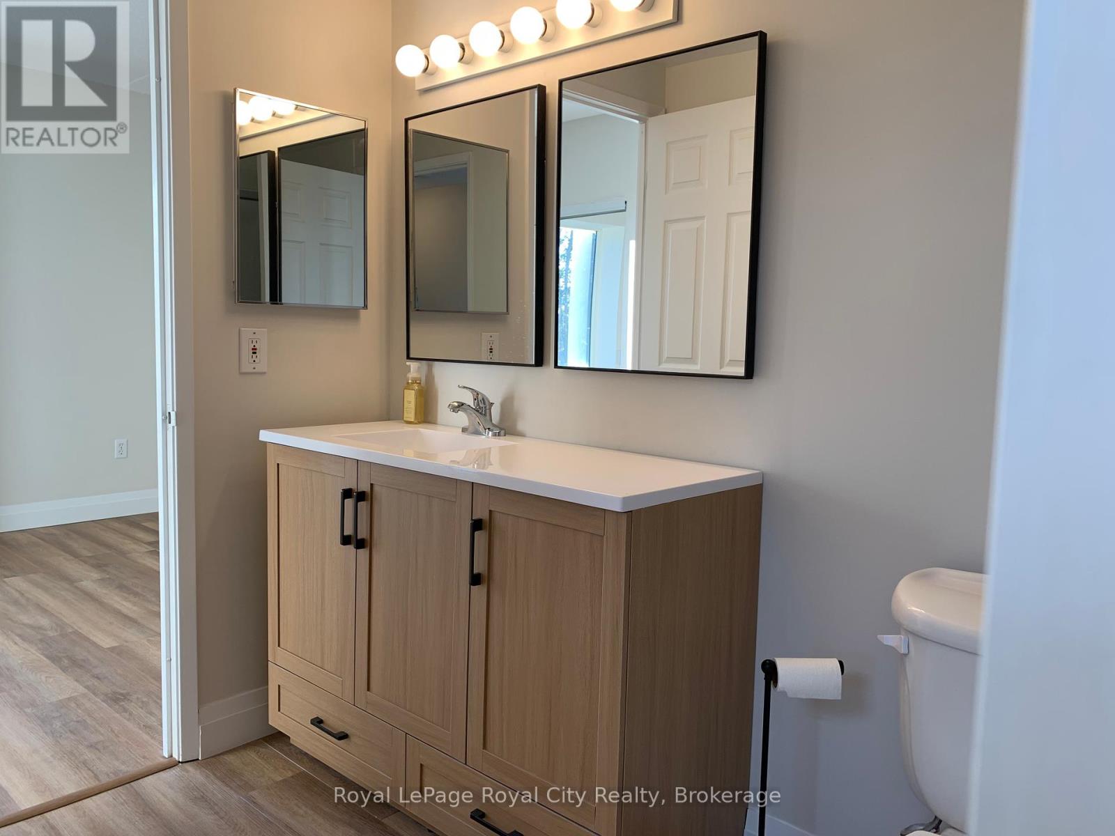 301 - 105 Bagot Street, Guelph, Ontario  N1H 8H4 - Photo 19 - X12462154