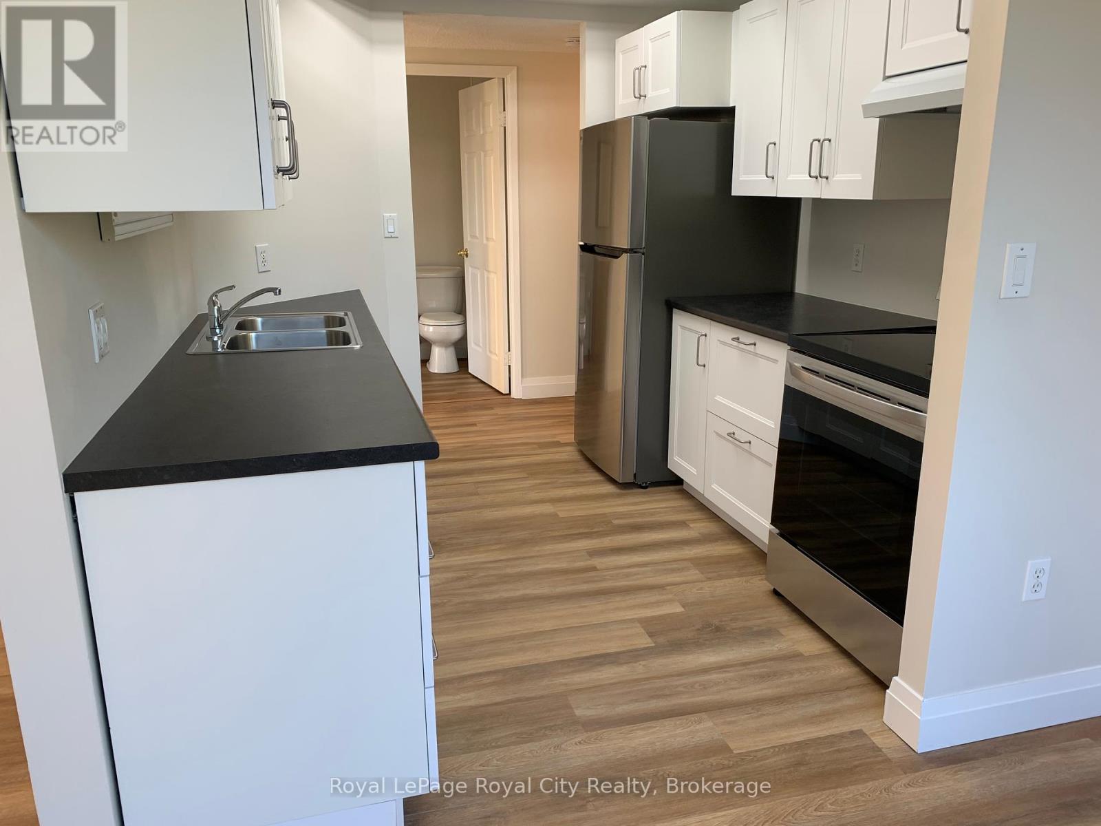 301 - 105 Bagot Street, Guelph, Ontario  N1H 8H4 - Photo 5 - X12462154