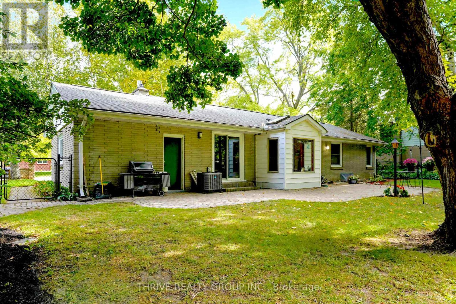 478 Glen Crescent, London North, Ontario  N6H 3L4 - Photo 32 - X12462160