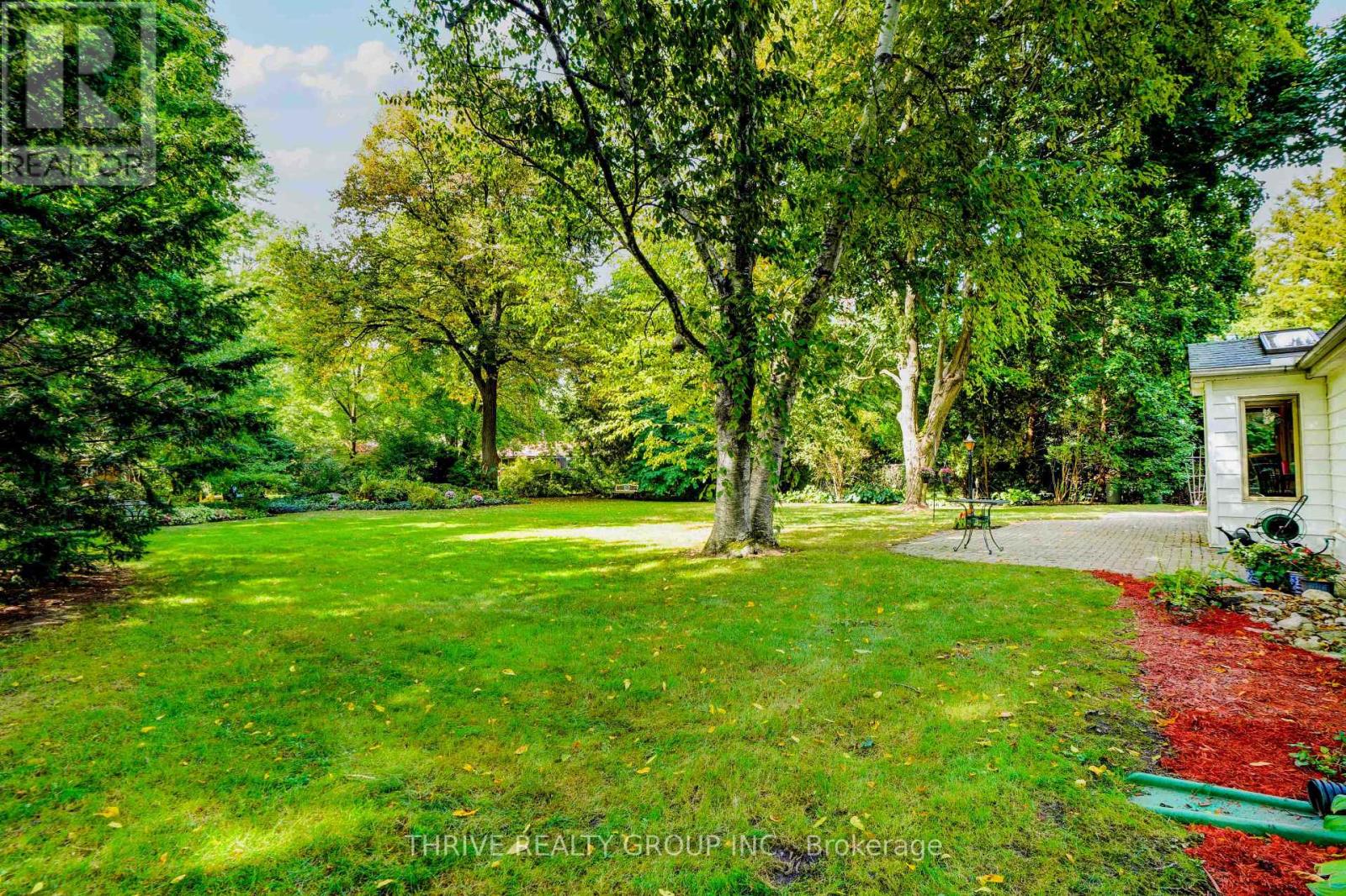 478 Glen Crescent, London North, Ontario  N6H 3L4 - Photo 34 - X12462160