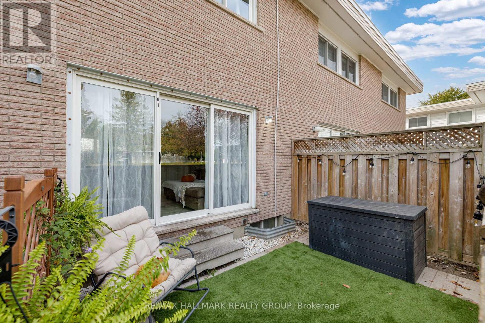 81 Hadley Circle, Ottawa, Ontario  K2H 7Z8 - Photo 15 - X12462179