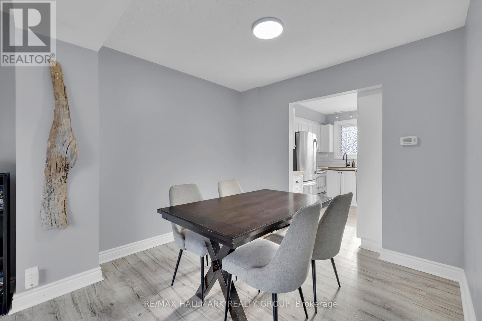 81 Hadley Circle, Ottawa, Ontario  K2H 7Z8 - Photo 16 - X12462179
