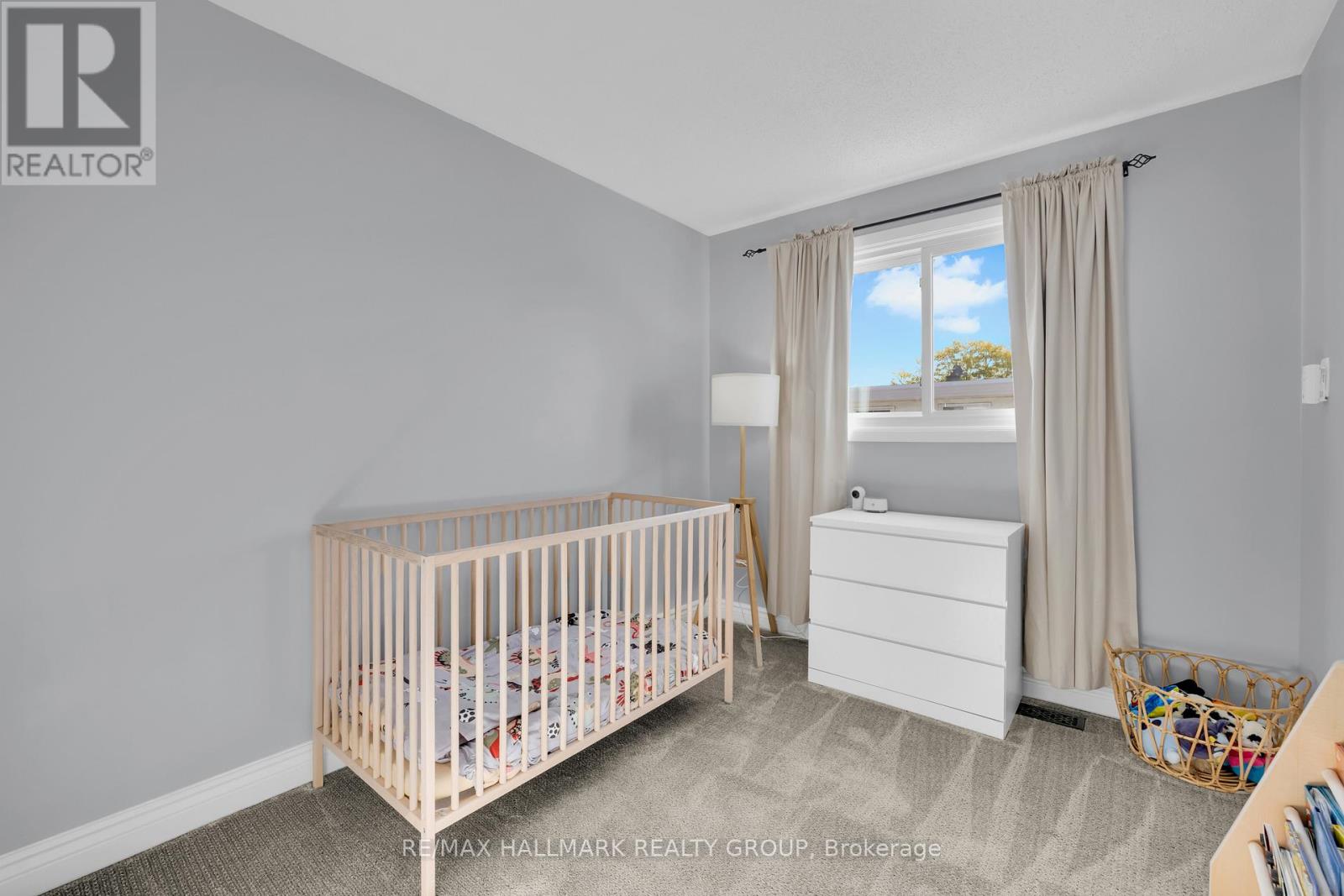 81 Hadley Circle, Ottawa, Ontario  K2H 7Z8 - Photo 34 - X12462179