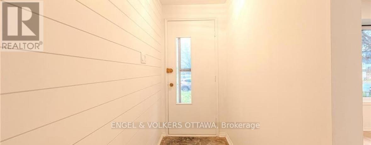 A - 18 Majestic Drive, Ottawa, Ontario  K2G 1C7 - Photo 2 - X12462193