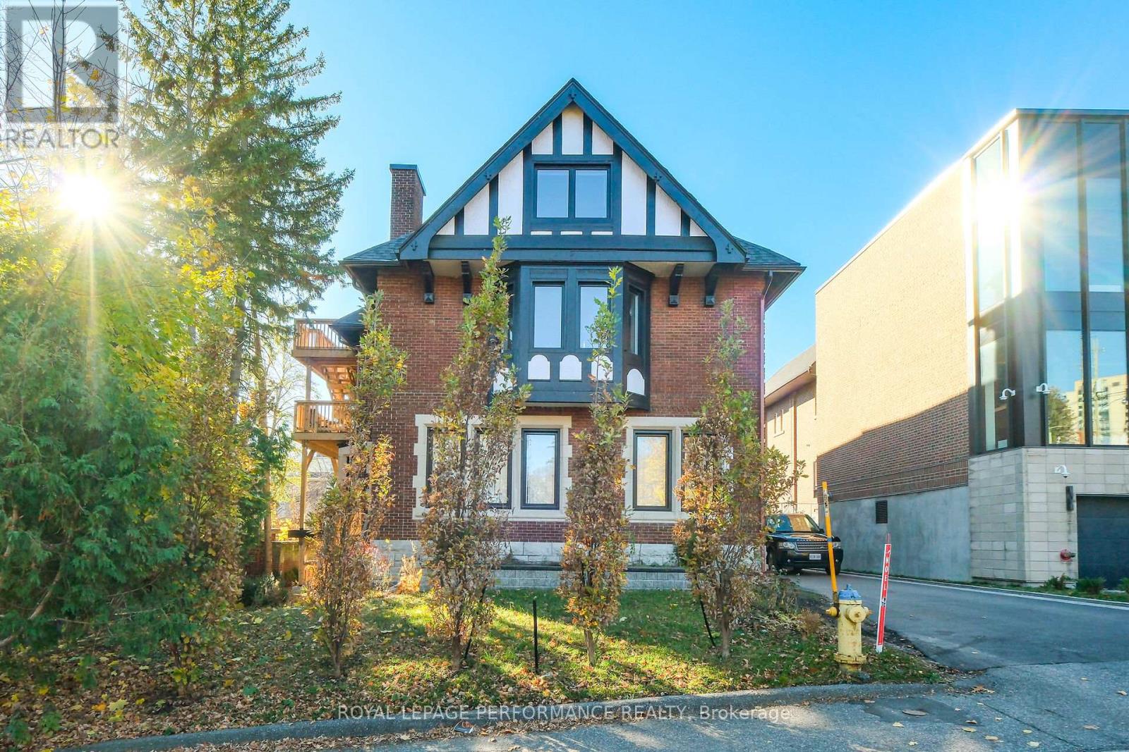 3 - 4 RANGE ROAD, Ottawa, Ontario