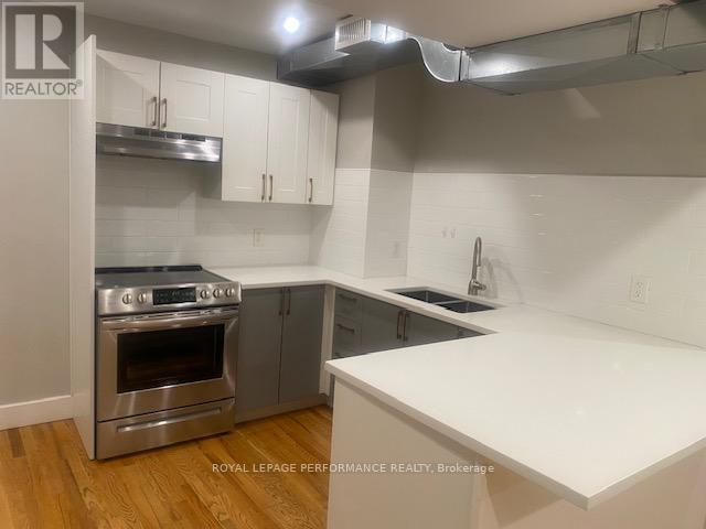 3 - 4 Range Road, Ottawa, Ontario  K1N 6R4 - Photo 4 - X12462195