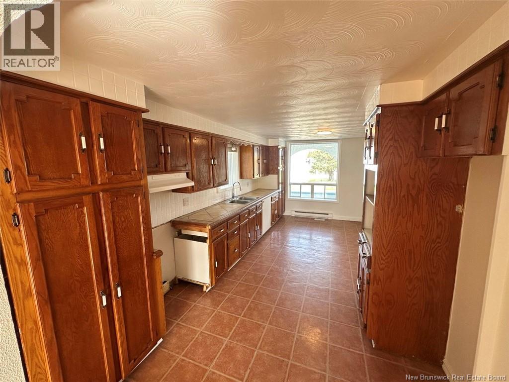 5 Lynch Street, Saint-Quentin, New Brunswick  E8A 1T2 - Photo 2 - NB128192