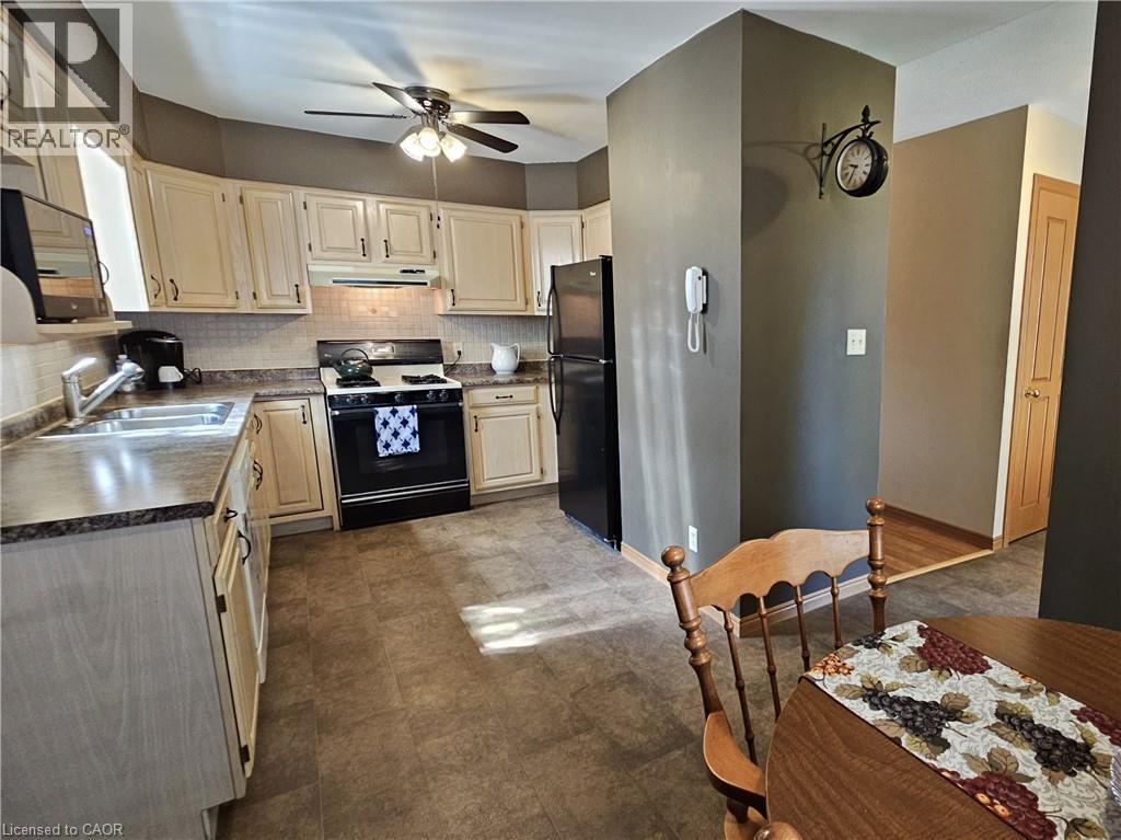 42 Donly Drive S Unit# 11, Simcoe, Ontario  N3Y 5L2 - Photo 13 - 40775972