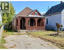 1046 LILLIAN, Windsor, Ontario