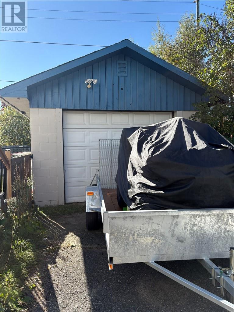 63 Elmhurst Court, Sudbury, Ontario  P3A 1A3 - Photo 2 - 2125163