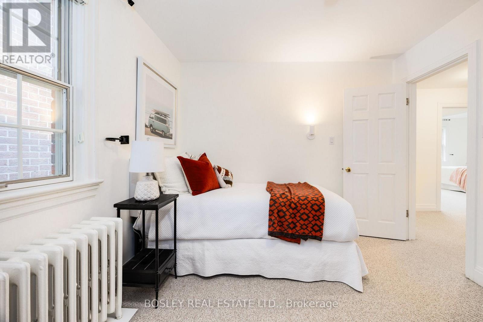112 Brentcliffe Road, Toronto, Ontario  M4G 3Y9 - Photo 27 - C12462172
