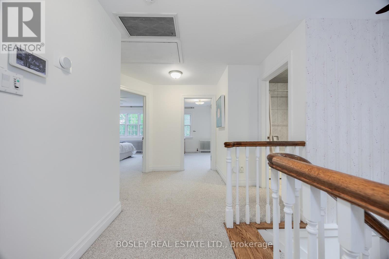 112 Brentcliffe Road, Toronto, Ontario  M4G 3Y9 - Photo 30 - C12462172