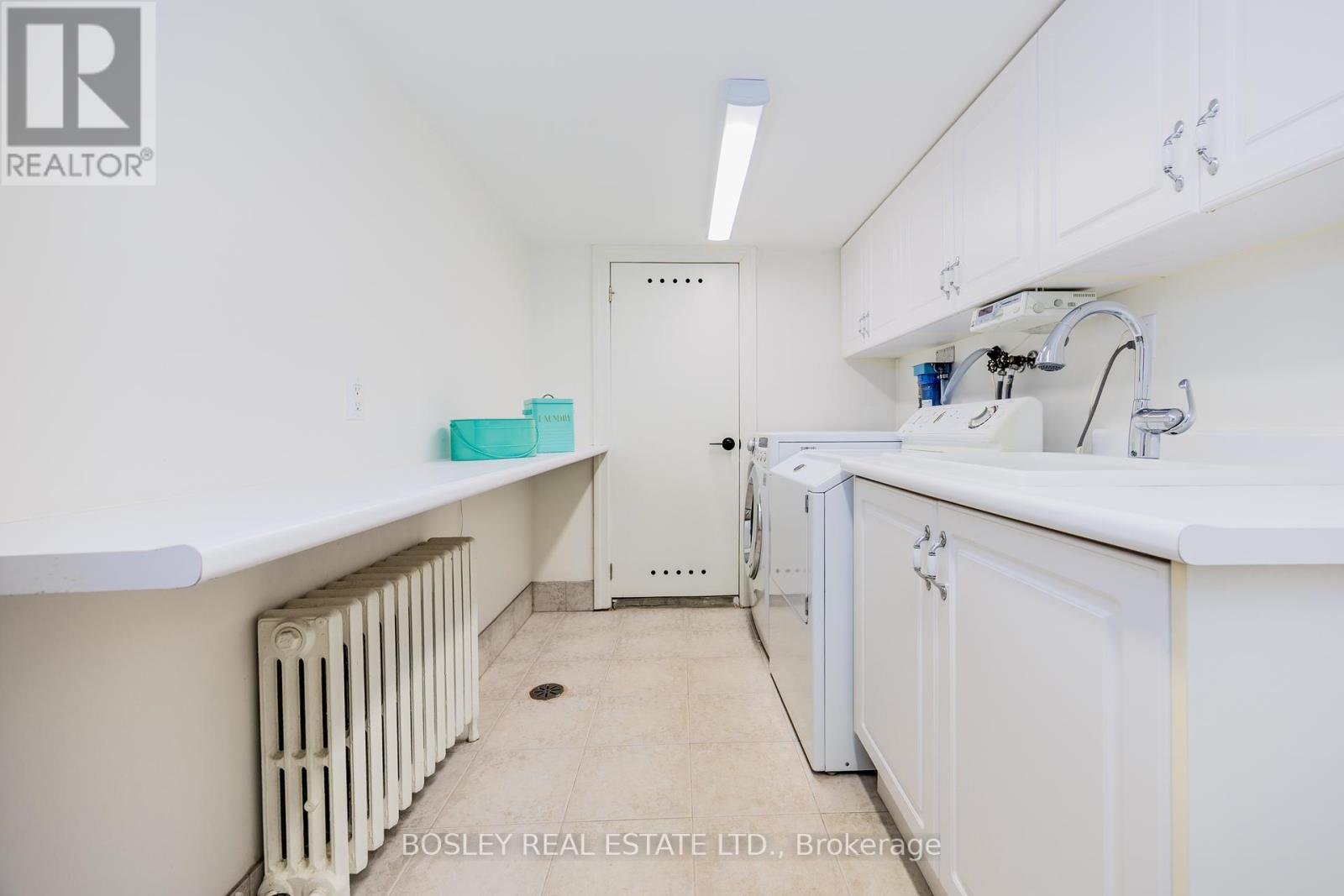 112 Brentcliffe Road, Toronto, Ontario  M4G 3Y9 - Photo 34 - C12462172