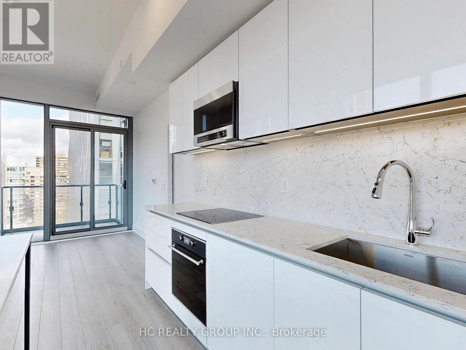 1302 - 8 Cumberland Street, Toronto, Ontario  M4W 0B6 - Photo 11 - C12462181